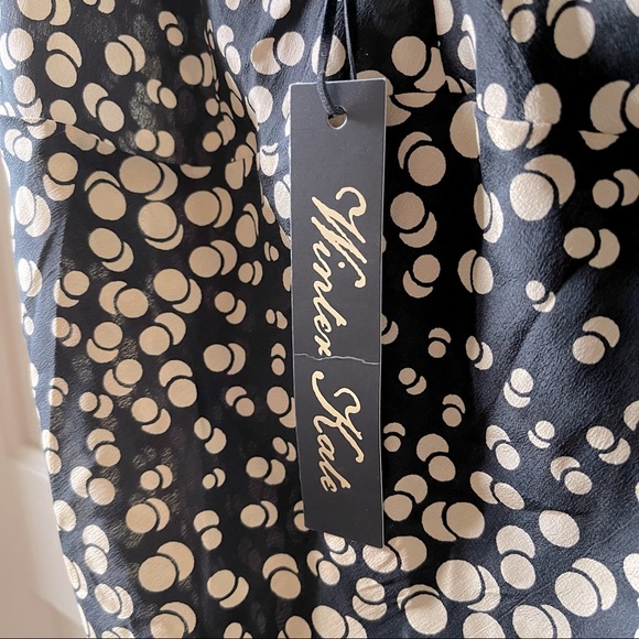 WINTER KATE | Silk Tank Top - Picture 5 of 8